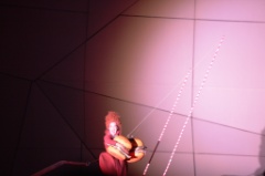 Alice on the Run  030 * 5616 x 3744 * (9.58MB)